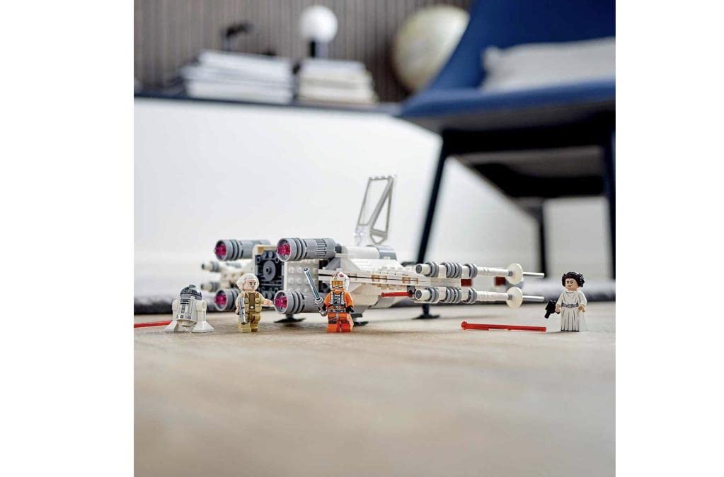 Star Wars X-Wing Fighter Toy Building Kit H8379