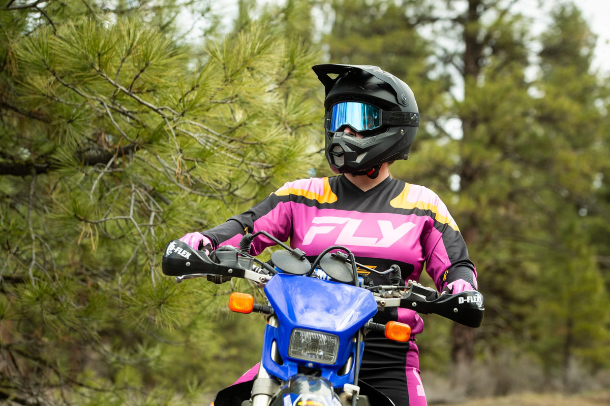 Motorcycle Helmet B67298